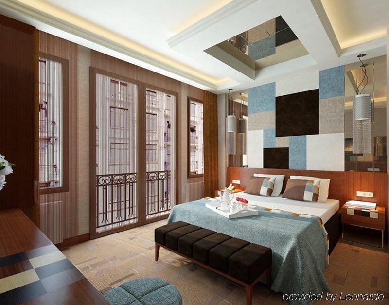 Collage Taksim Hotel Istanbul Rum bild
